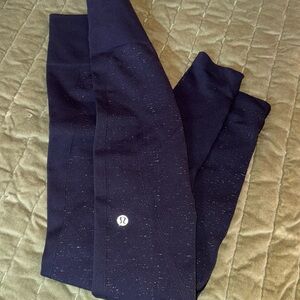 LULULEMON LEGGINGS! Navy blue size 2